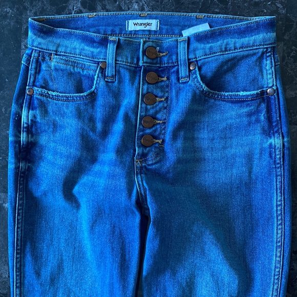 Wrangler high rise flare - Picture 2 of 5